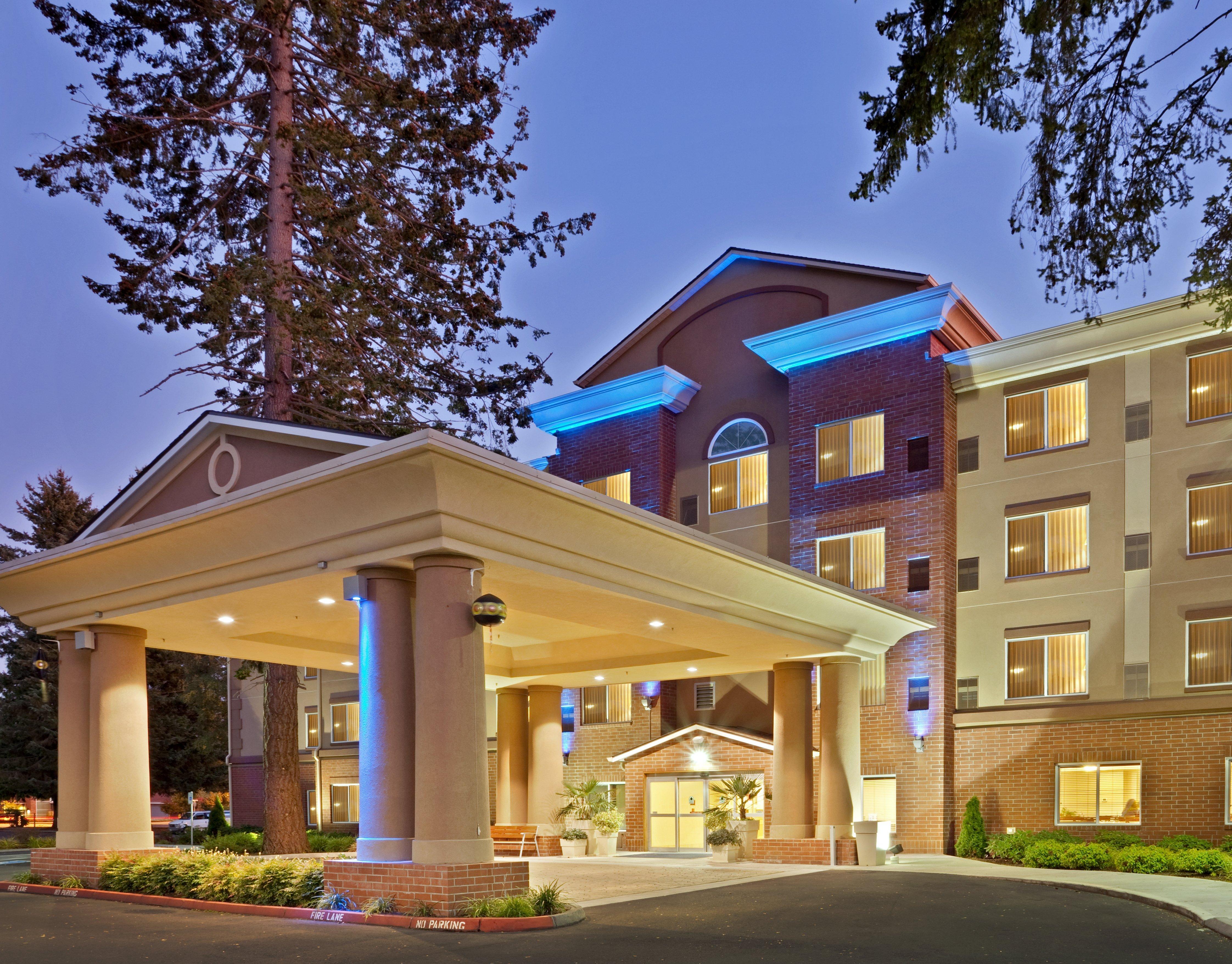 Holiday Inn Express & Suites Lacey - Olympia By Ihg Екстер'єр фото